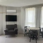 公寓 Erden Homes 马尔马里斯