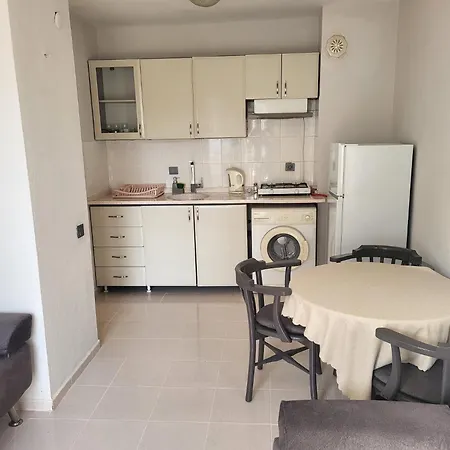 Erden Homes 公寓 马尔马里斯